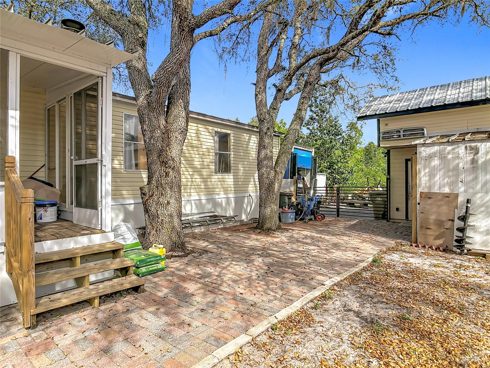 Image 21 of 28 For 45750 Pine Street