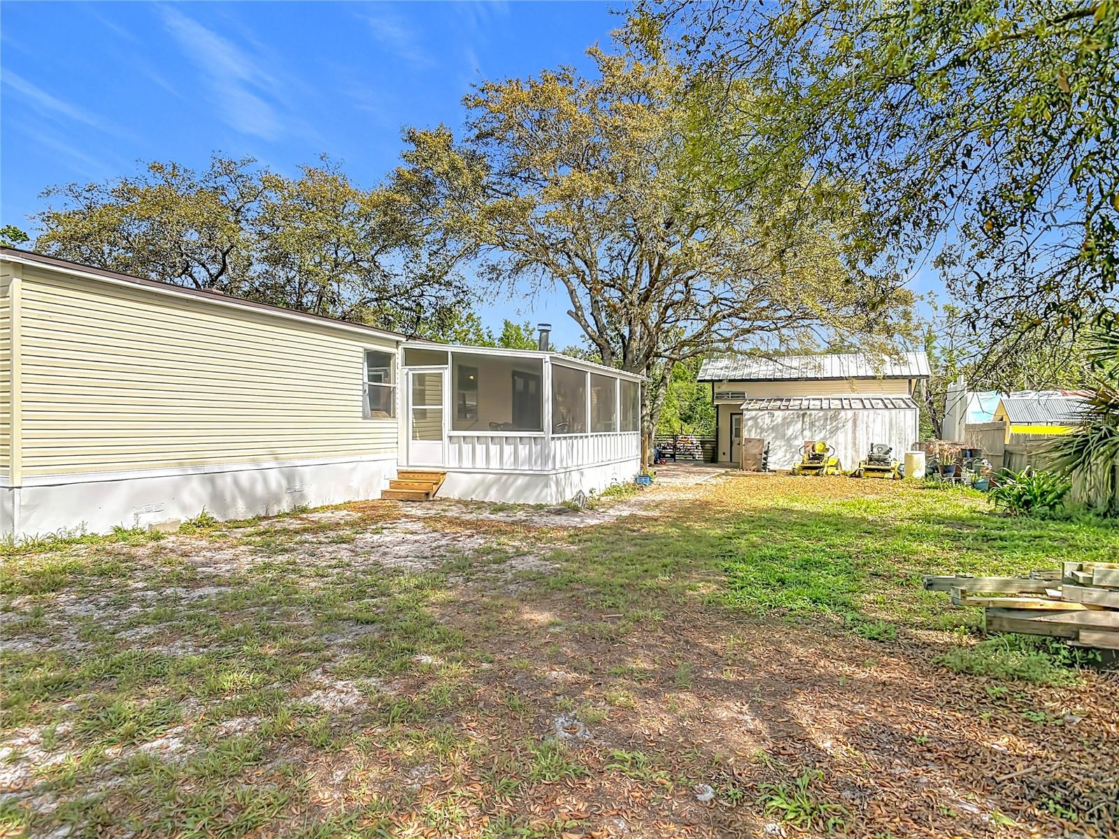 Image 24 of 28 For 45750 Pine Street