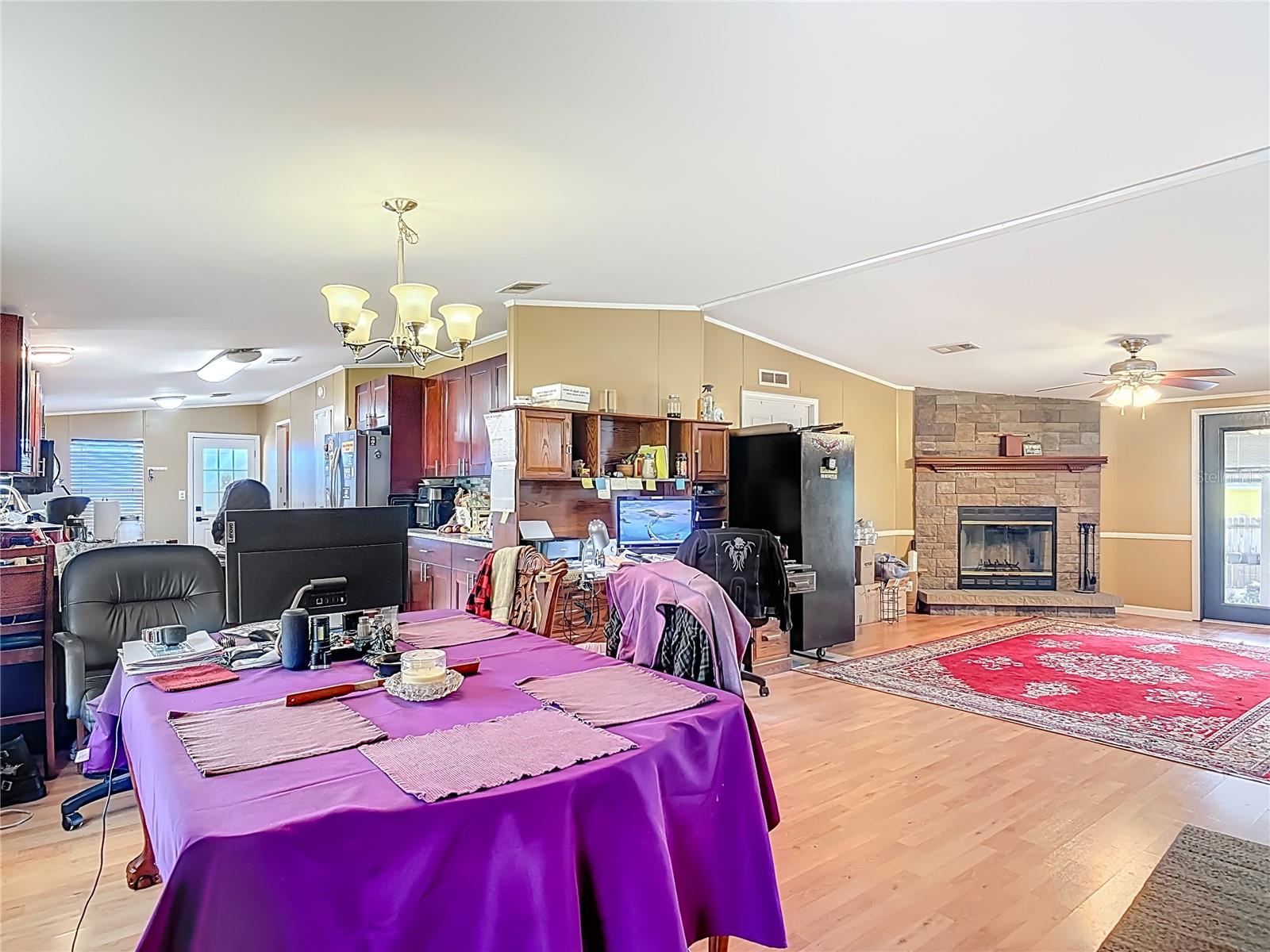Image 3 of 28 For 45750 Pine Street