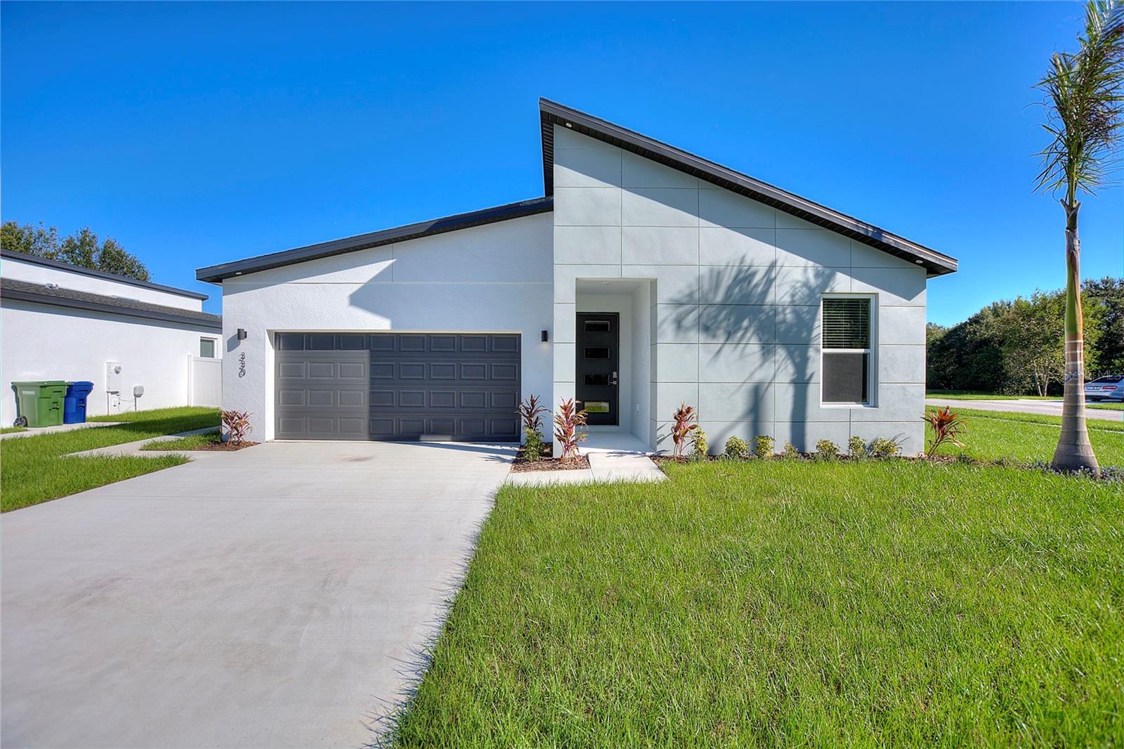 Details for 330 Royal Palm Way, WINTER HAVEN, FL 33881