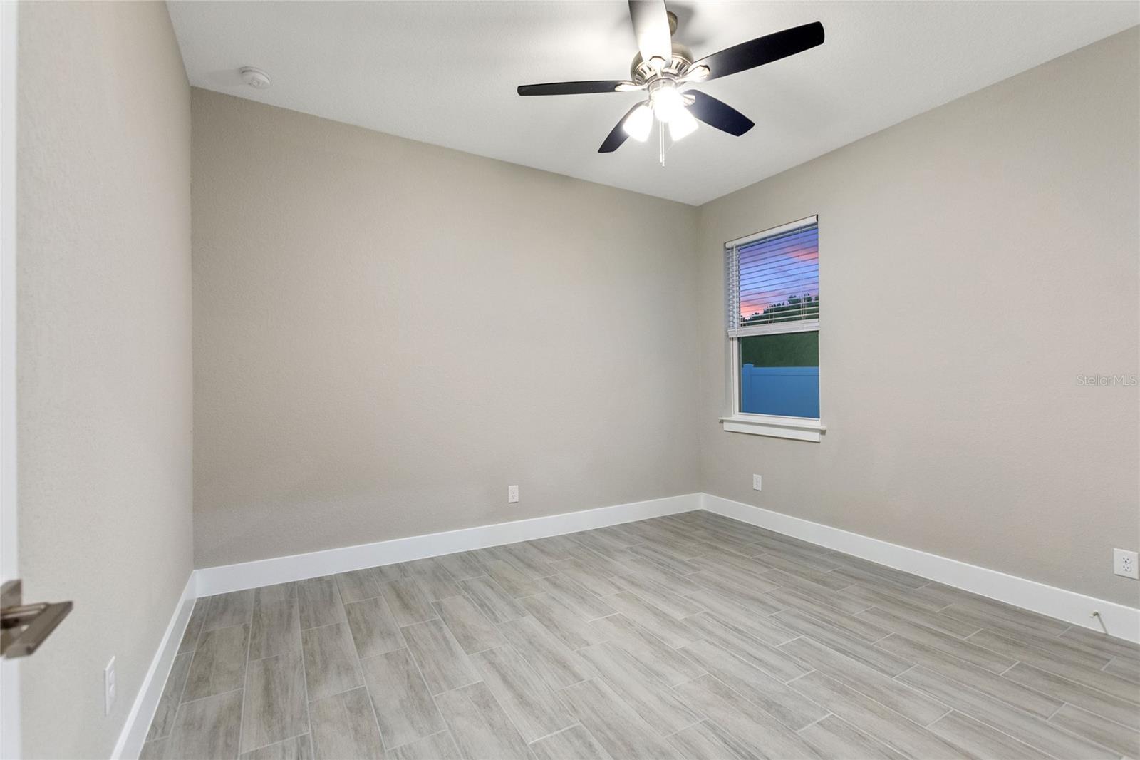 Image 22 of 37 For 330 Royal Palm Way