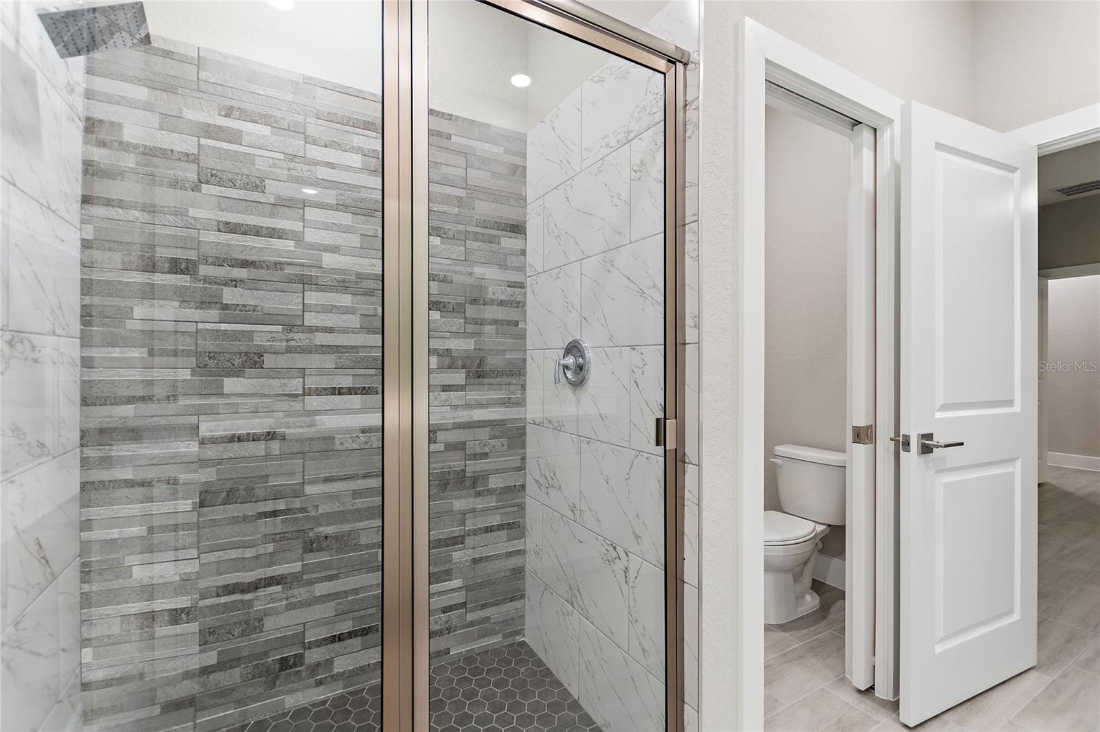 Image 30 of 37 For 330 Royal Palm Way