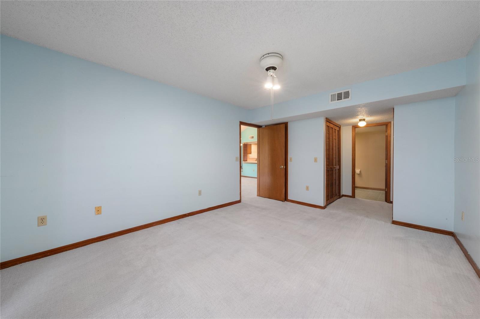 Image 14 of 23 For 8534 Sparrowhawk Court