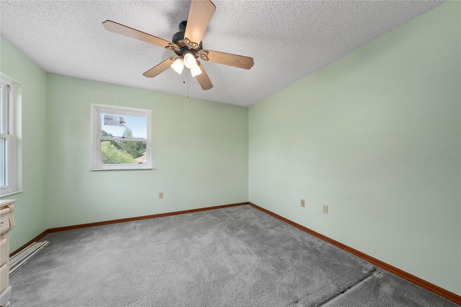 Image 19 of 23 For 8534 Sparrowhawk Court