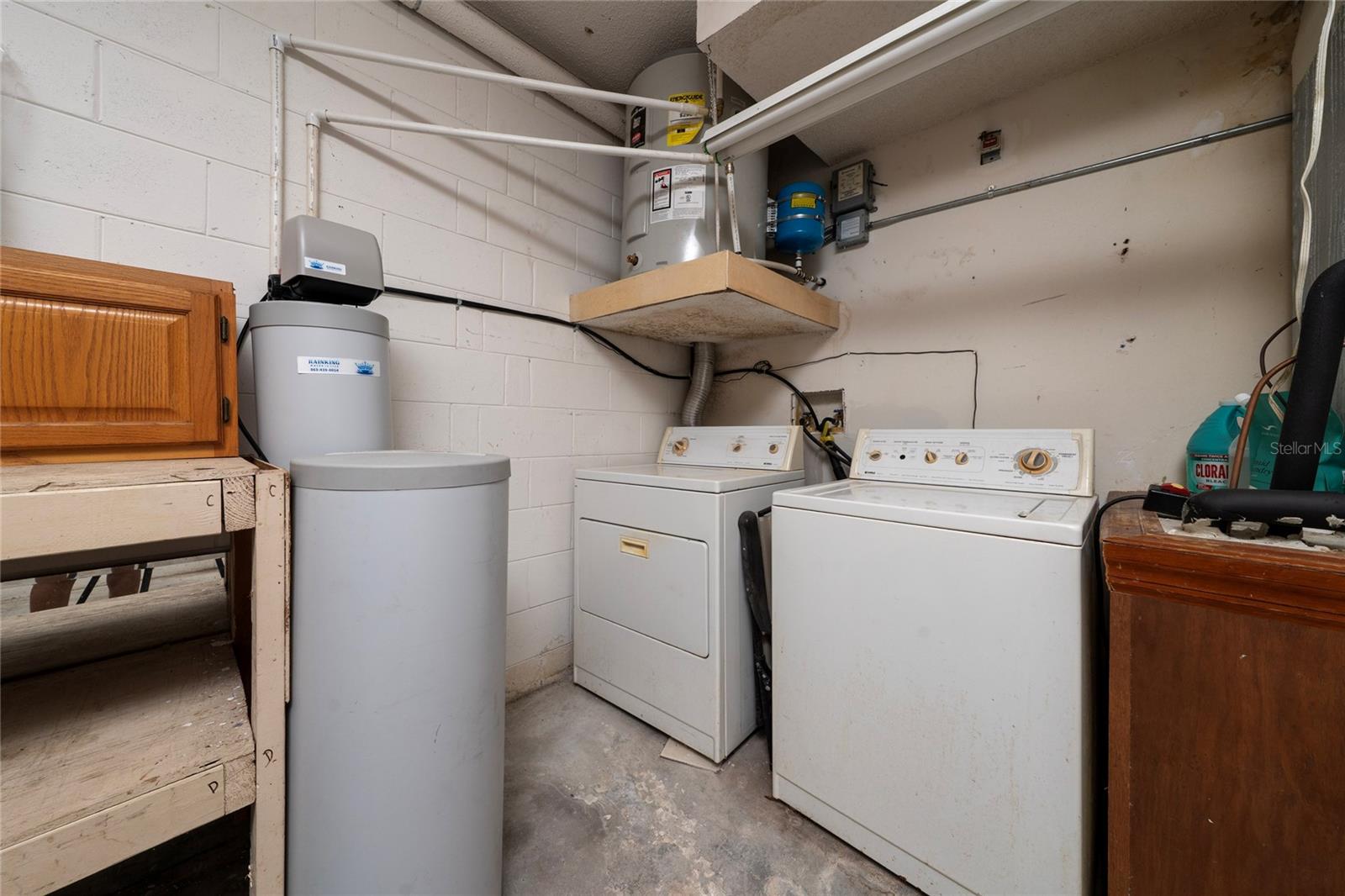 Image 21 of 23 For 8534 Sparrowhawk Court