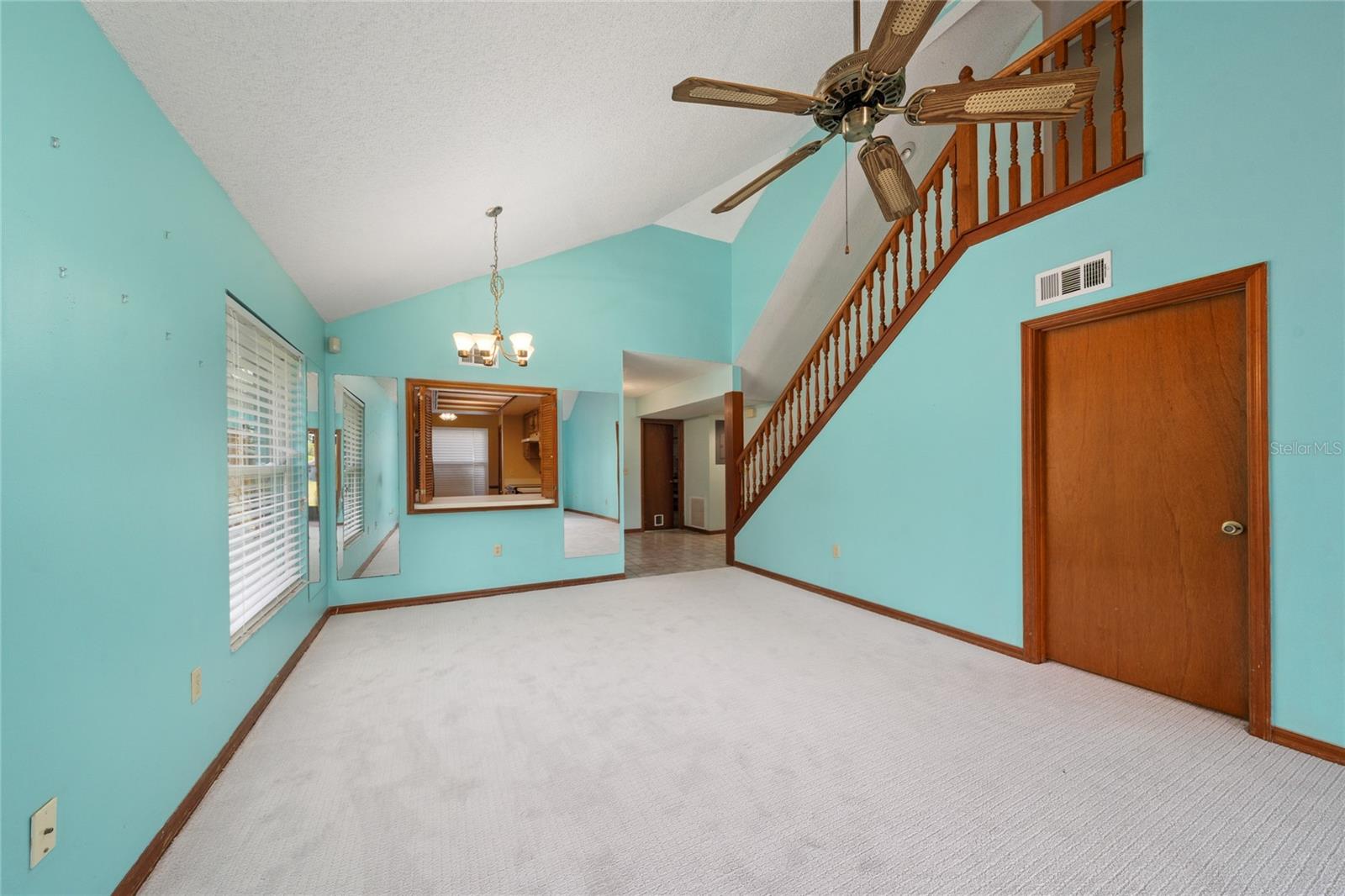 Image 7 of 23 For 8534 Sparrowhawk Court