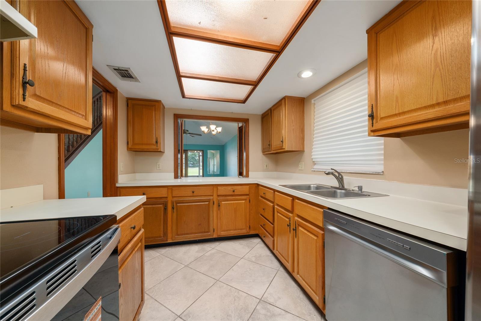 Image 8 of 23 For 8534 Sparrowhawk Court