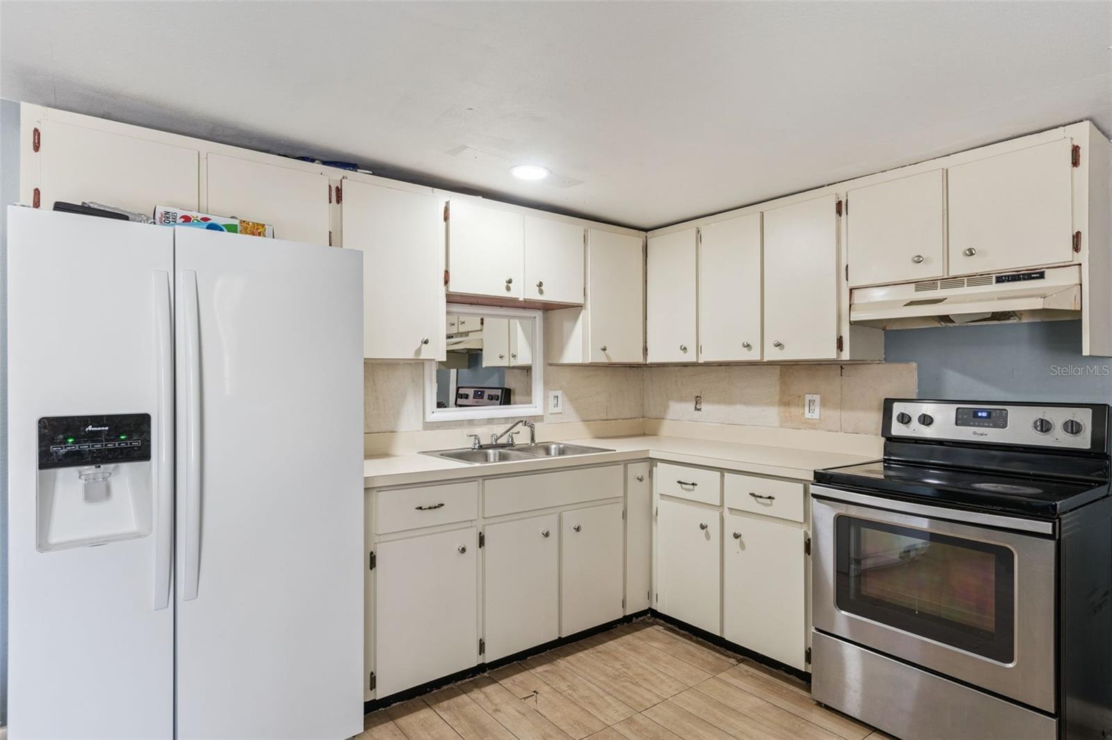 Image 8 of 36 For 3932 White Heron Drive