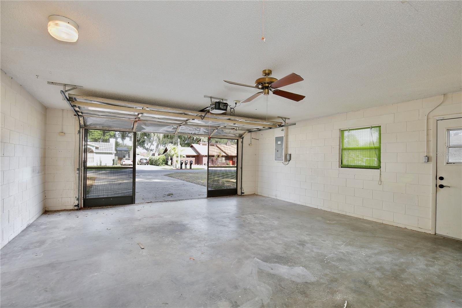 Image 18 of 24 For 613 Yorktown Drive
