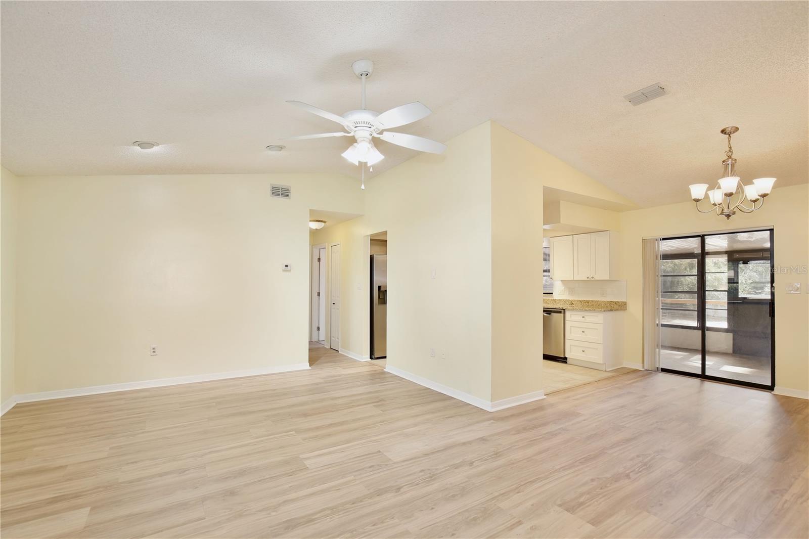 Image 3 of 24 For 613 Yorktown Drive