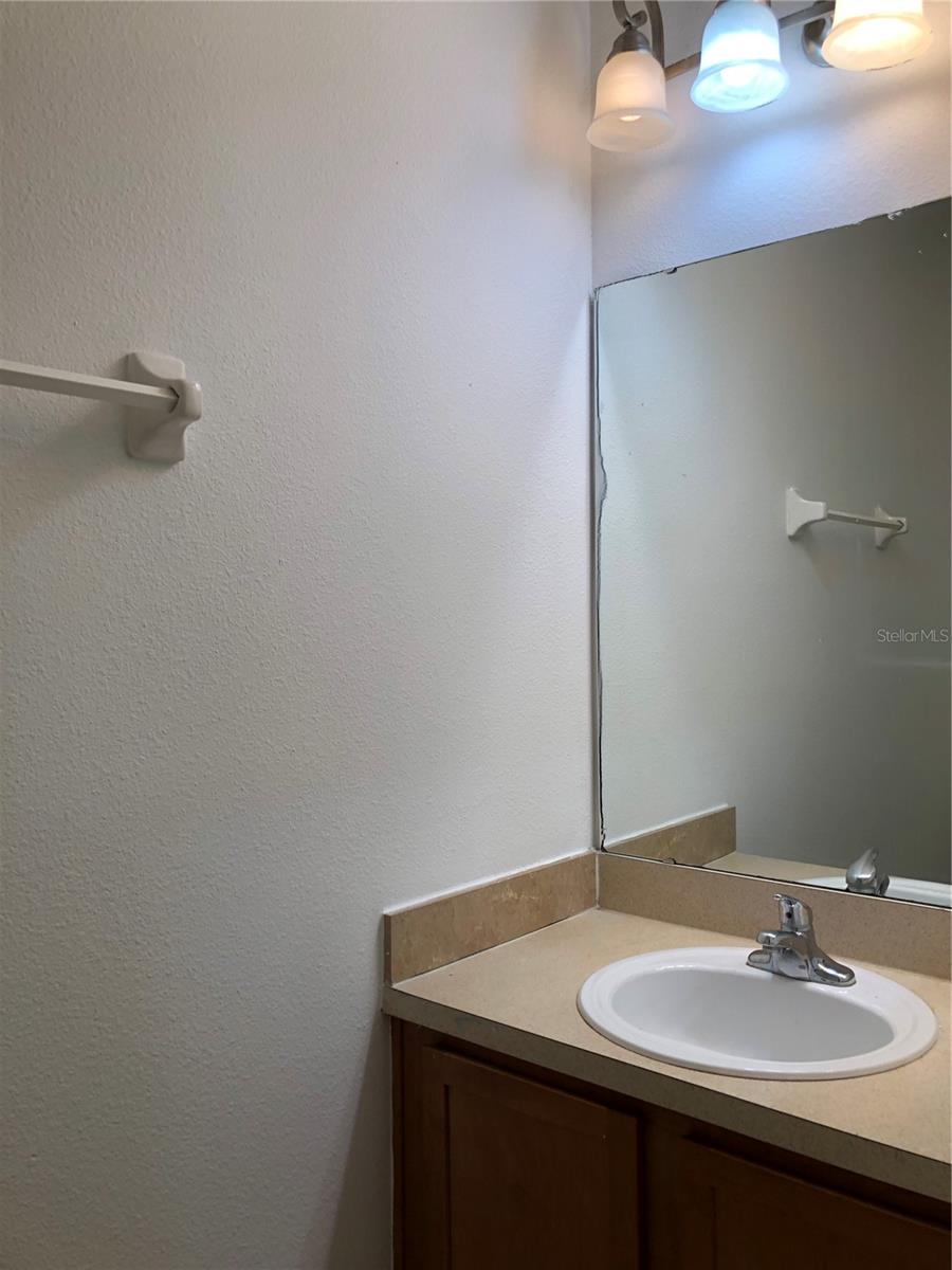 Image 11 of 34 For 6586 Goldenrod Road 91b