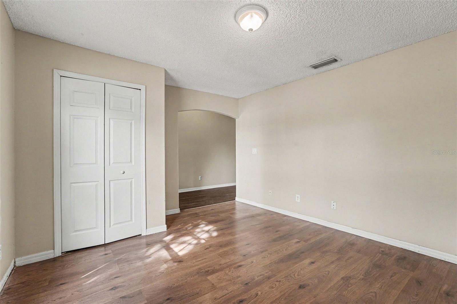 Image 10 of 15 For 560 Benton Drive