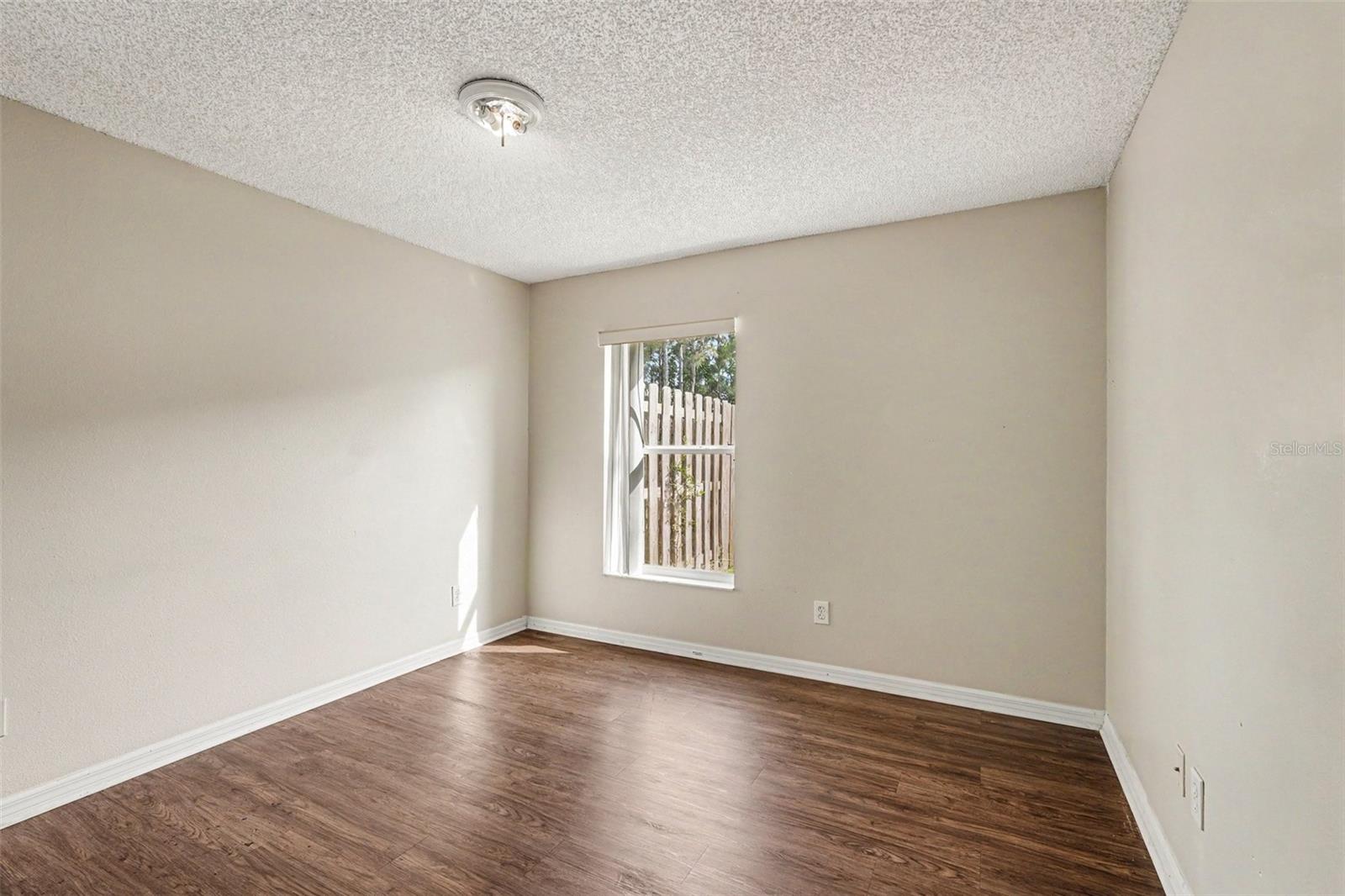 Image 12 of 15 For 560 Benton Drive
