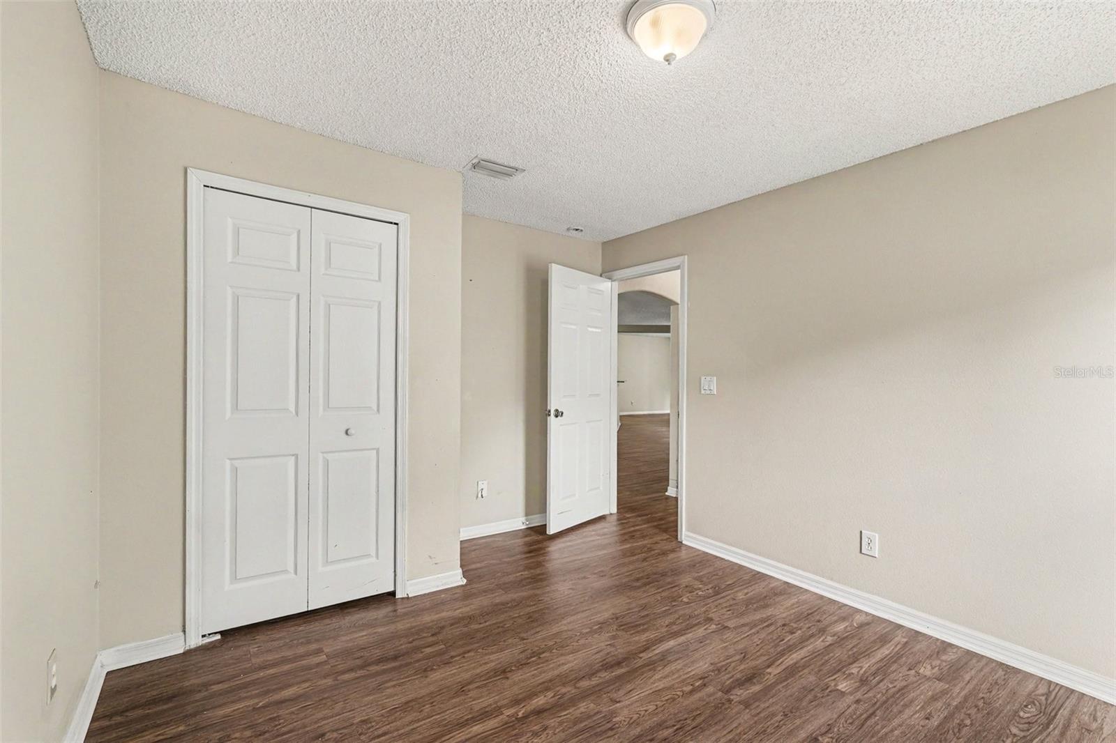 Image 13 of 15 For 560 Benton Drive