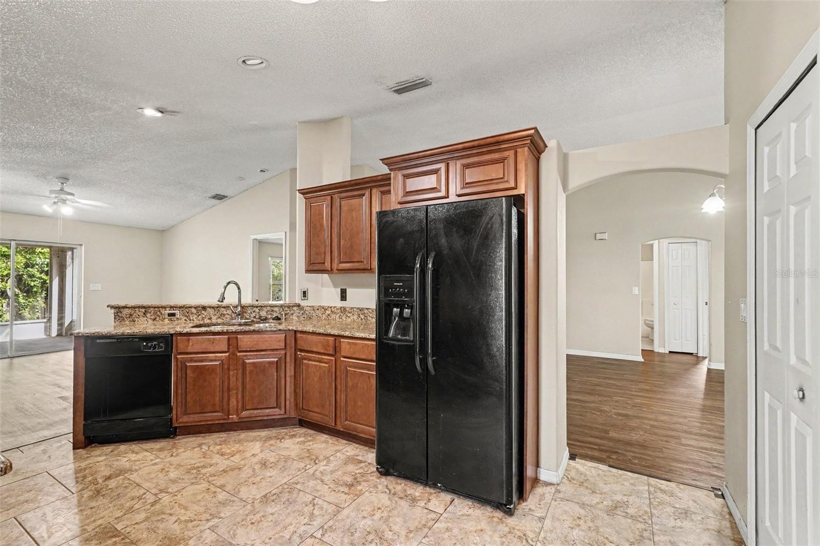 Image 8 of 15 For 560 Benton Drive