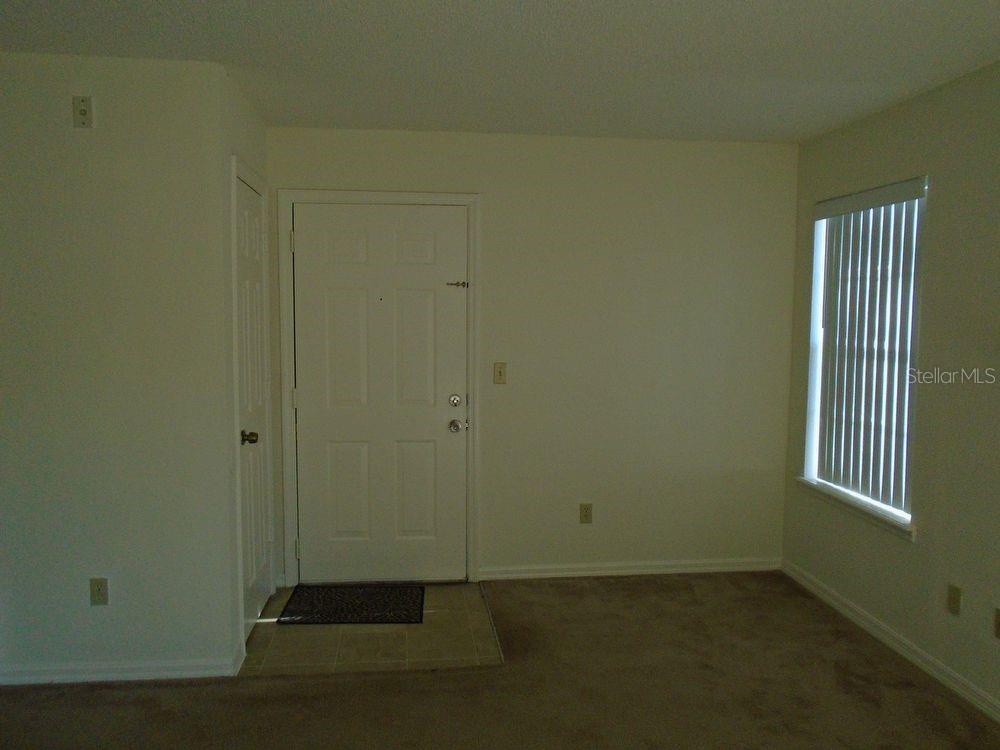 Image 2 of 10 For 2550 Alafaya Trail 12201