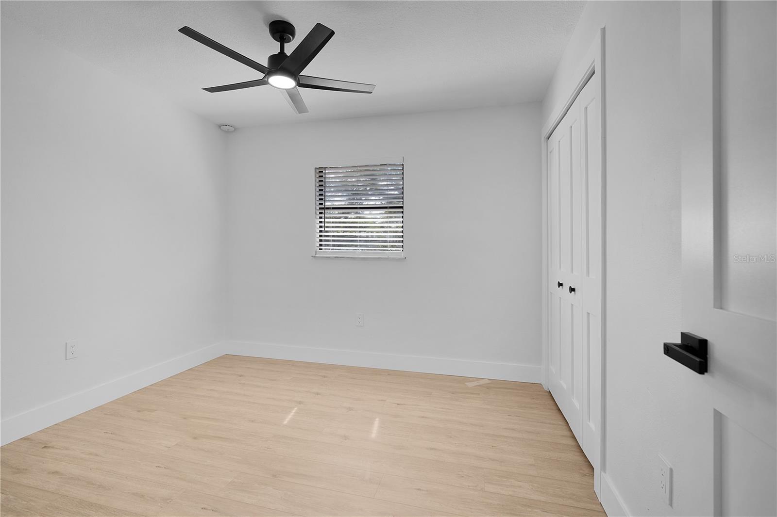 Image 31 of 41 For 1702 Curry Avenue