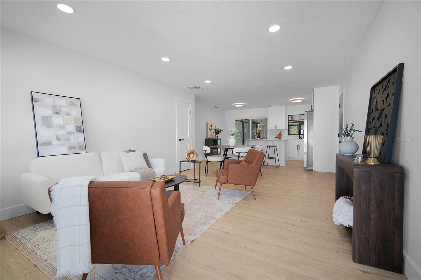 Image 6 of 41 For 1702 Curry Avenue