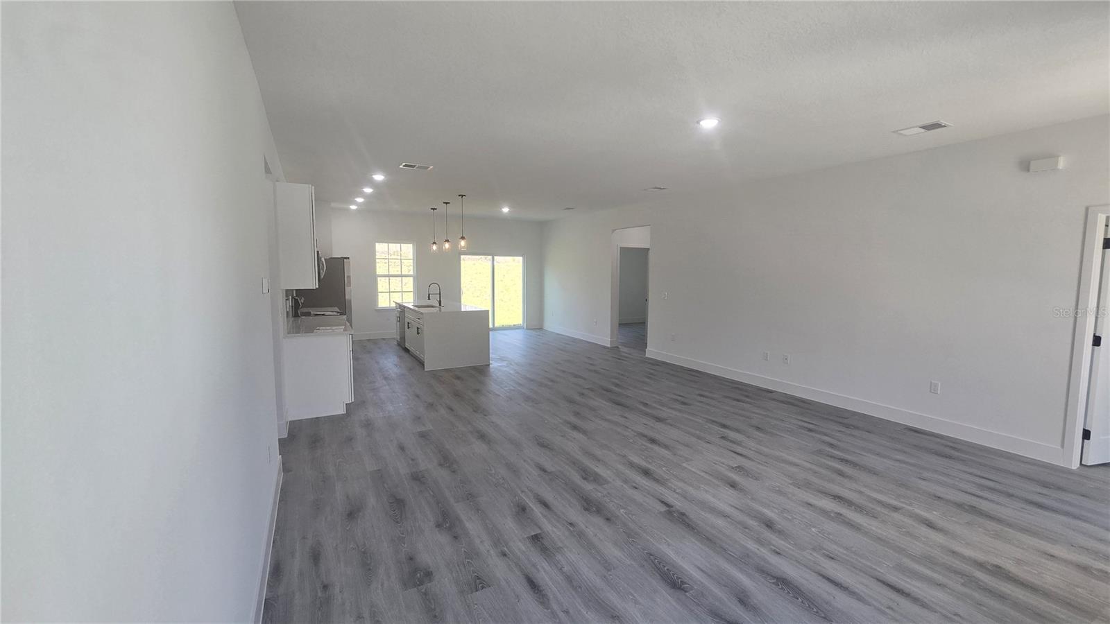 Image 10 of 34 For 8308 Vince Drive