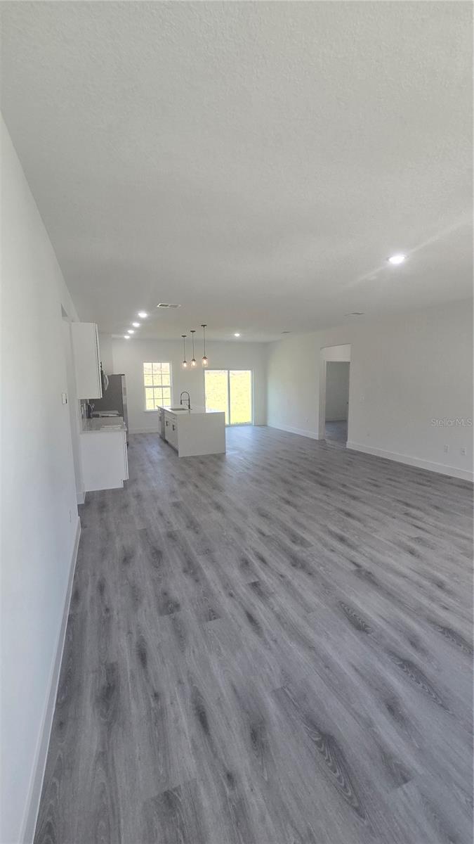 Image 9 of 34 For 8308 Vince Drive