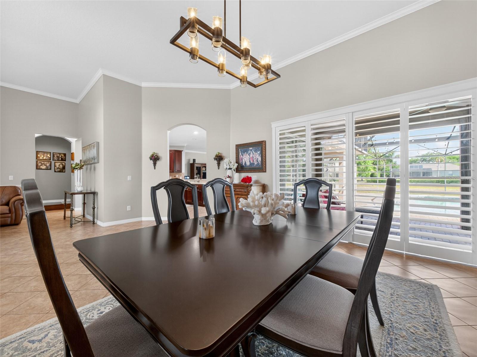 Image 10 of 49 For 10354 Oakview Pointe Terrace