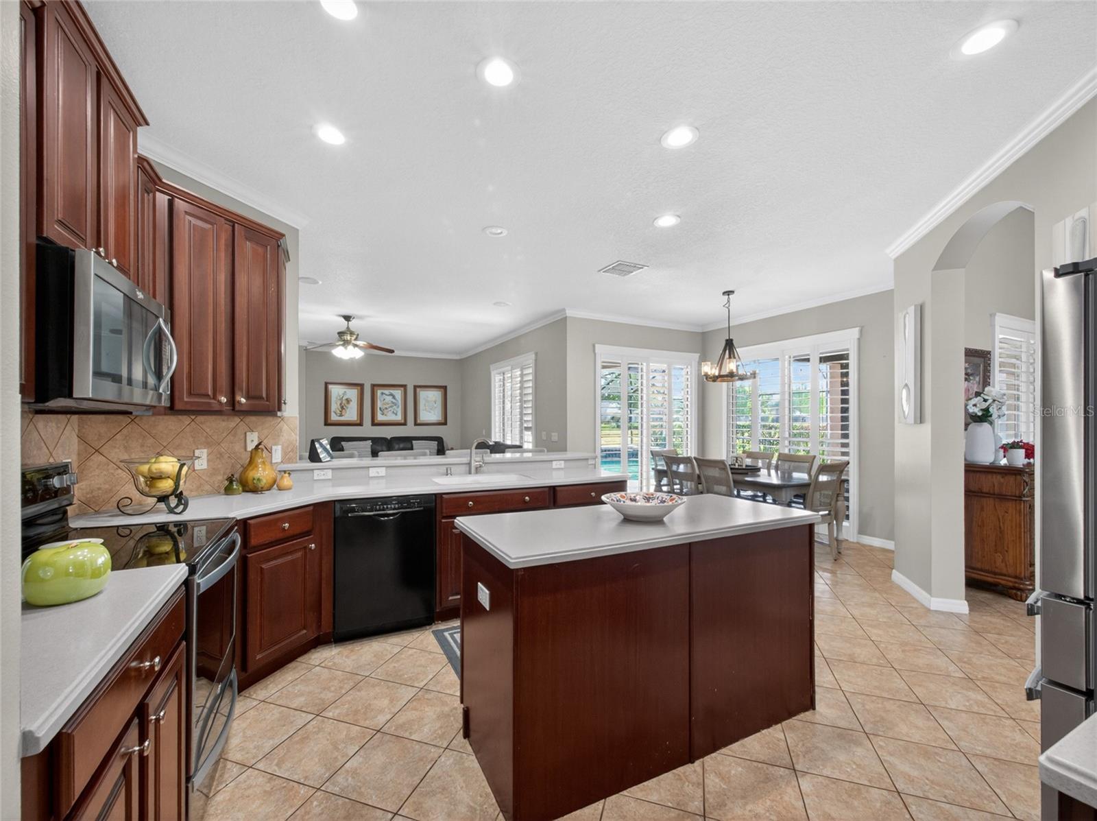 Image 20 of 49 For 10354 Oakview Pointe Terrace