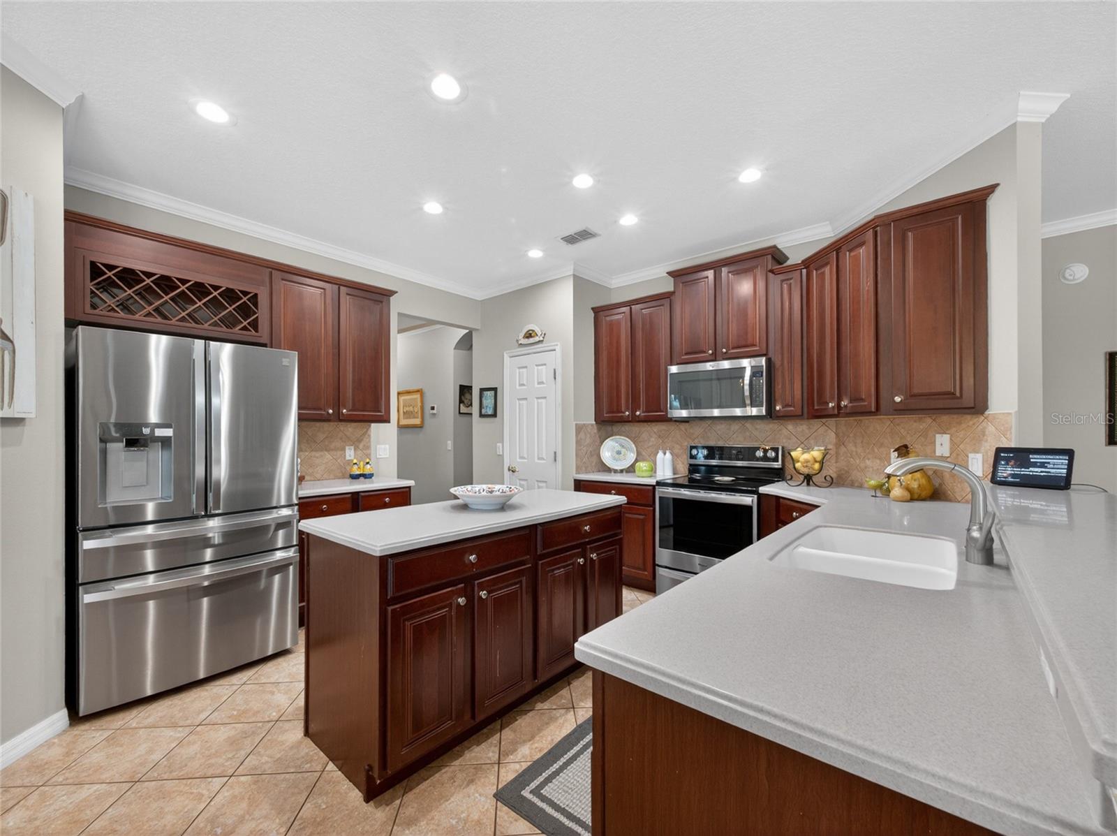 Image 22 of 49 For 10354 Oakview Pointe Terrace