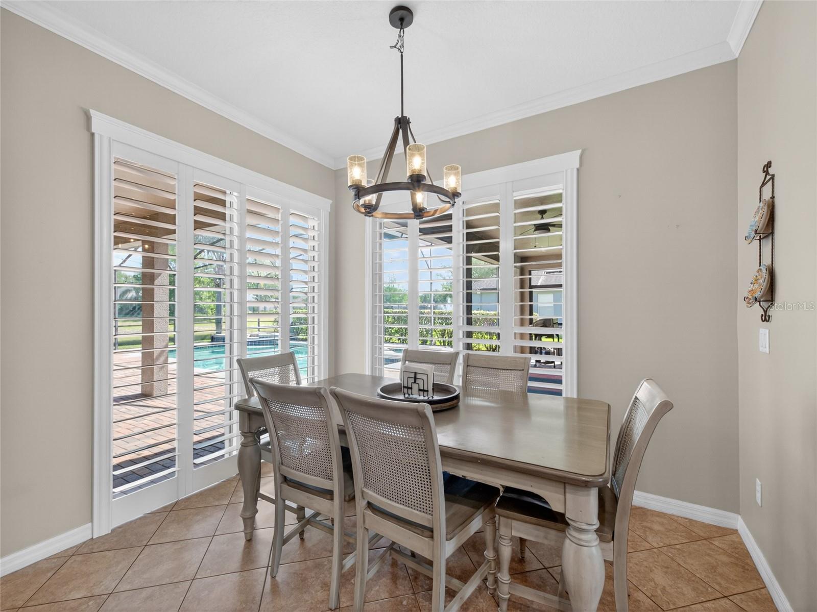 Image 25 of 49 For 10354 Oakview Pointe Terrace