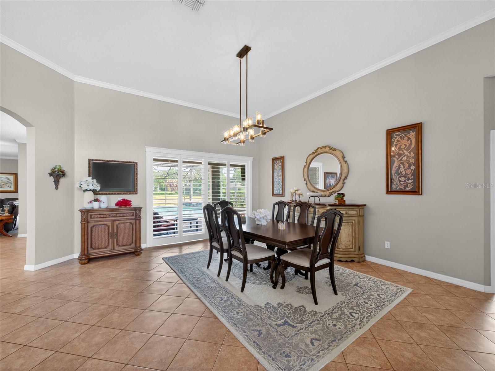 Image 8 of 49 For 10354 Oakview Pointe Terrace