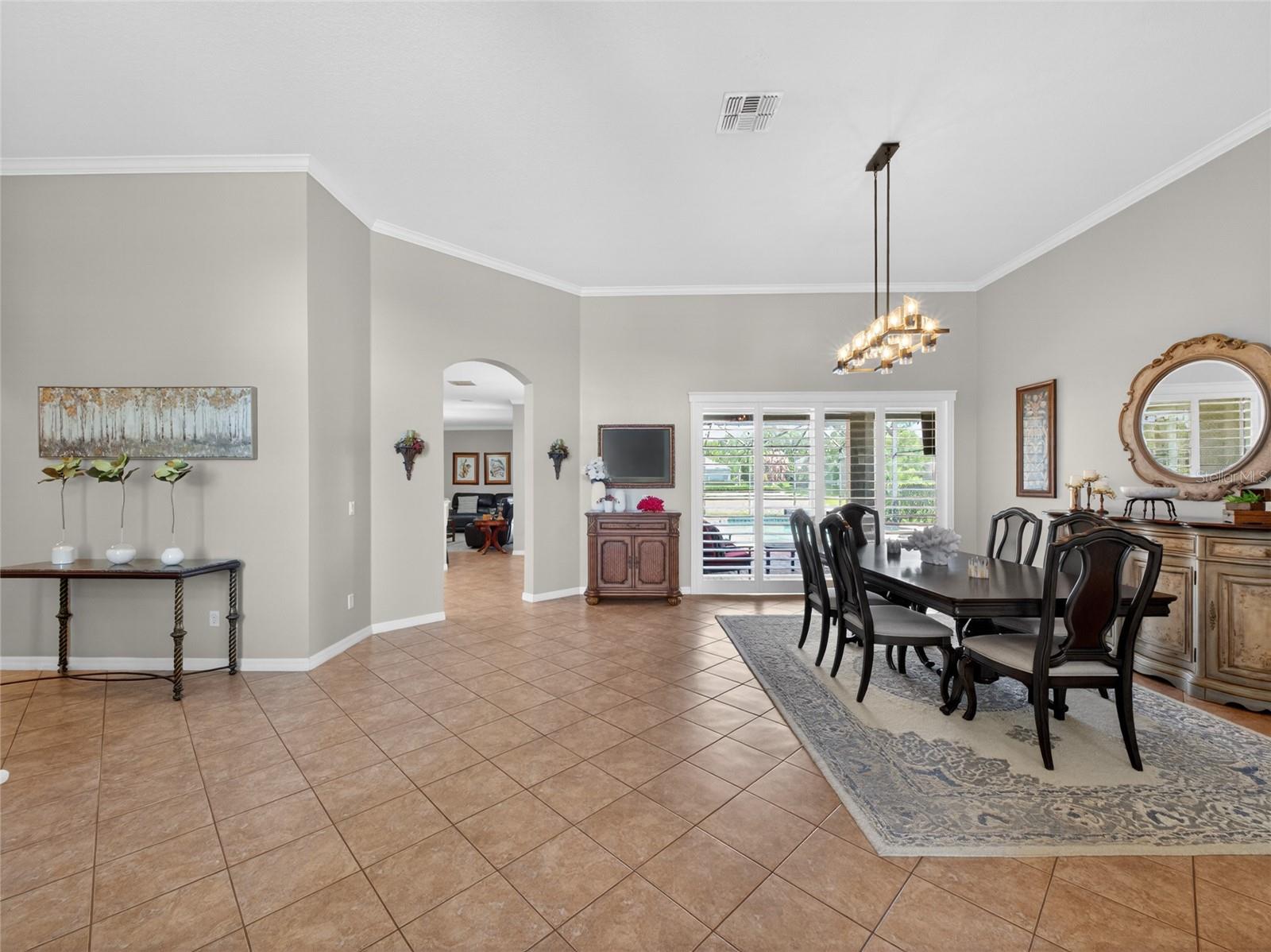Image 9 of 49 For 10354 Oakview Pointe Terrace