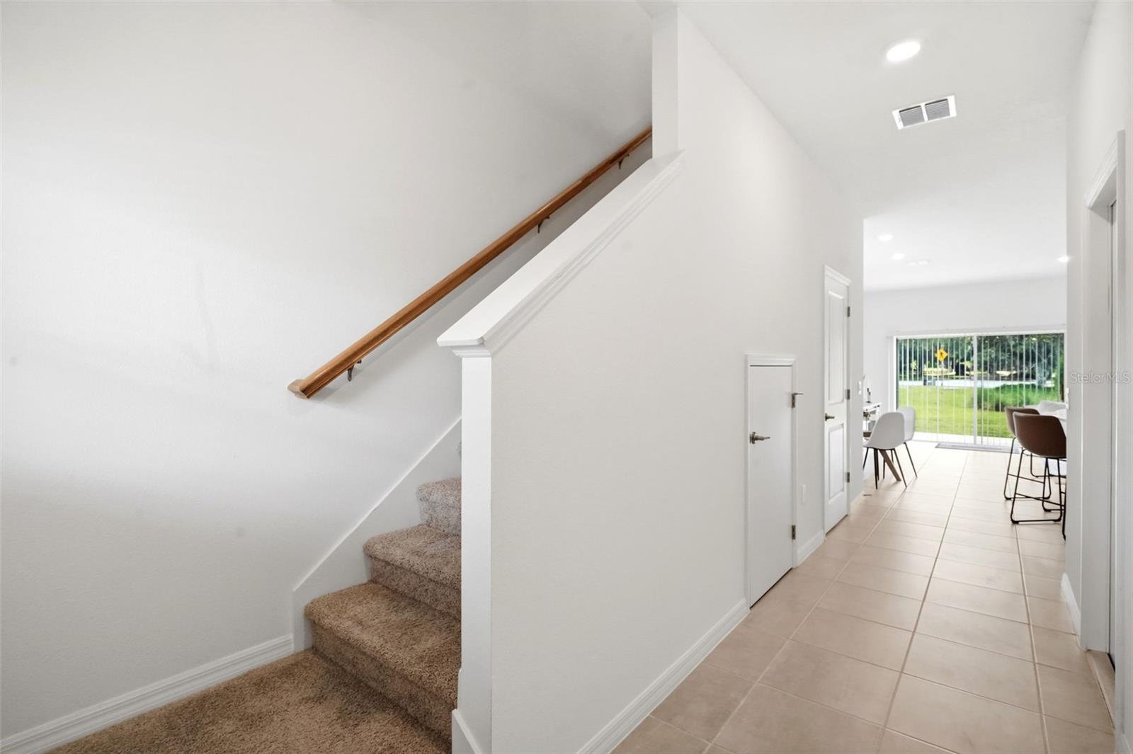 Image 8 of 34 For 3684 Circle Hook Street