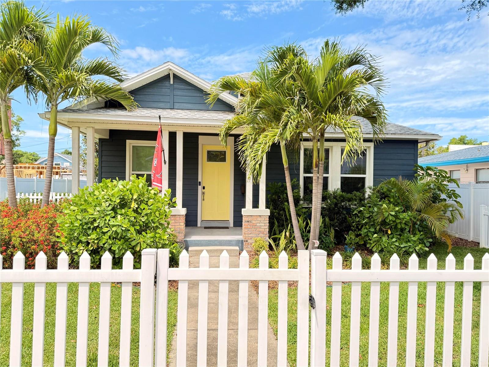 Details for 1028 5th Street N, ST PETERSBURG, FL 33701