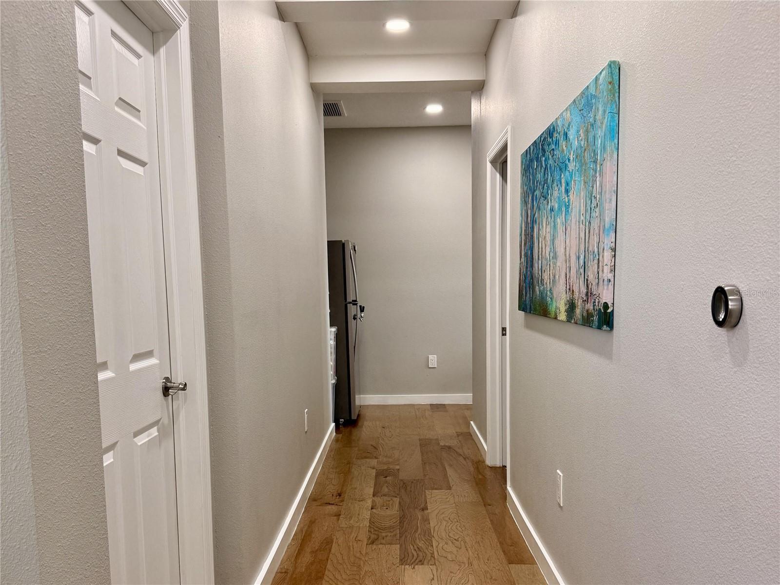Image 14 of 33 For 1028 5th Street N