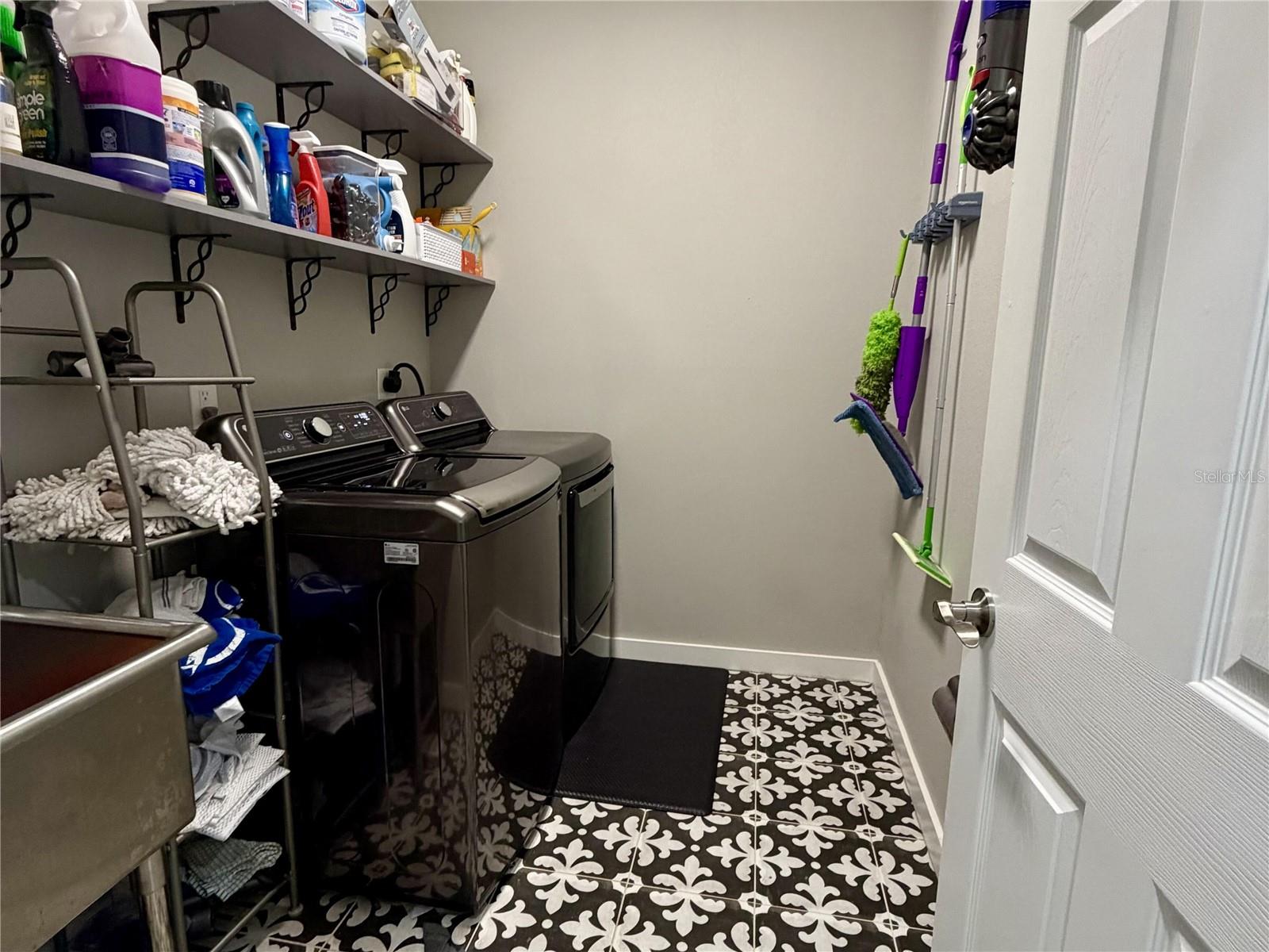 Image 24 of 33 For 1028 5th Street N