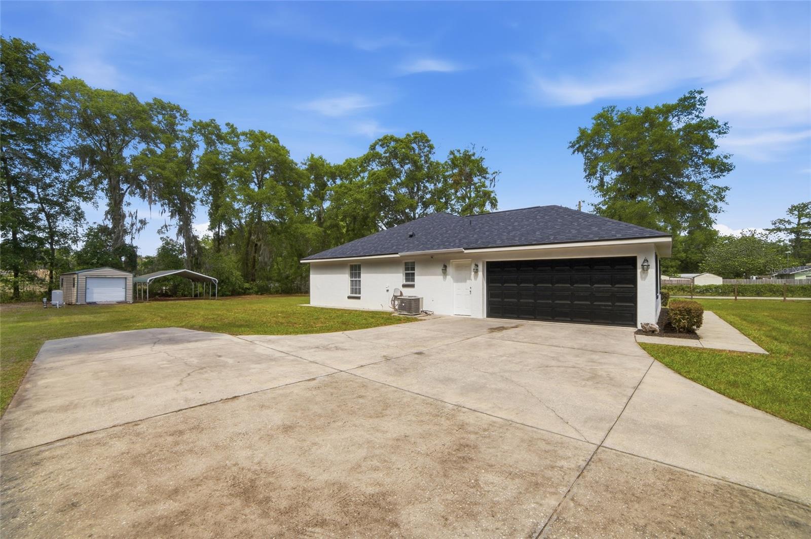 Image 41 of 48 For 2047 35th Street