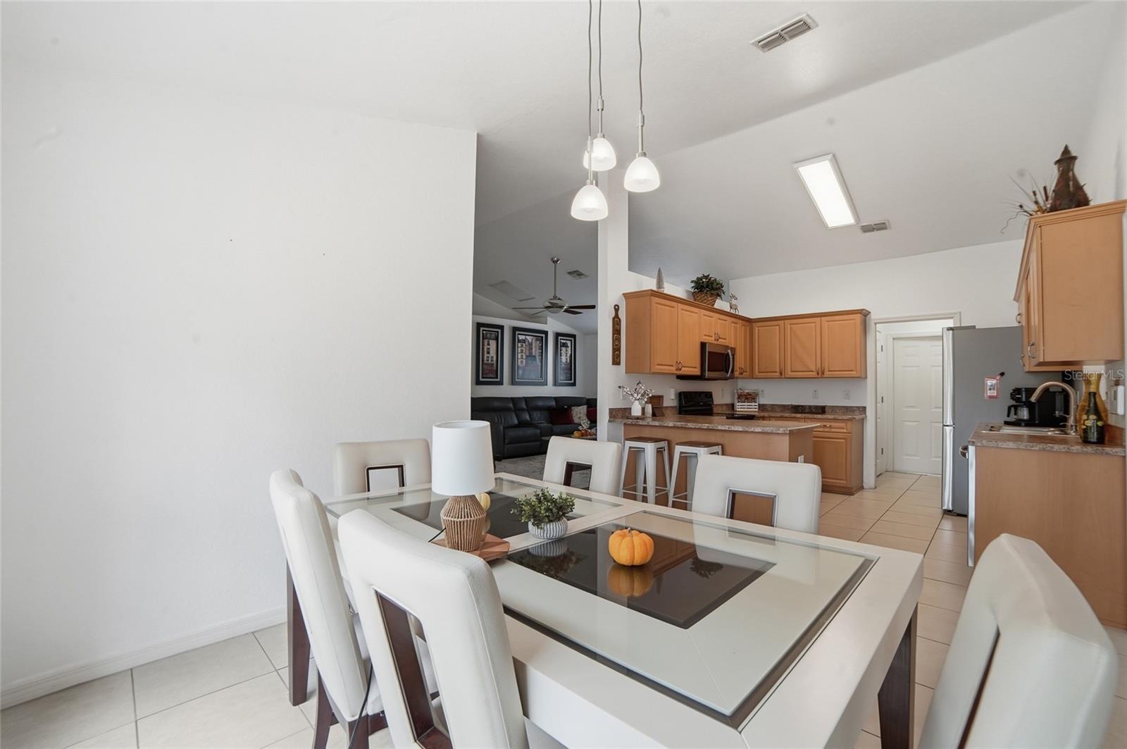 Image 8 of 48 For 2047 35th Street