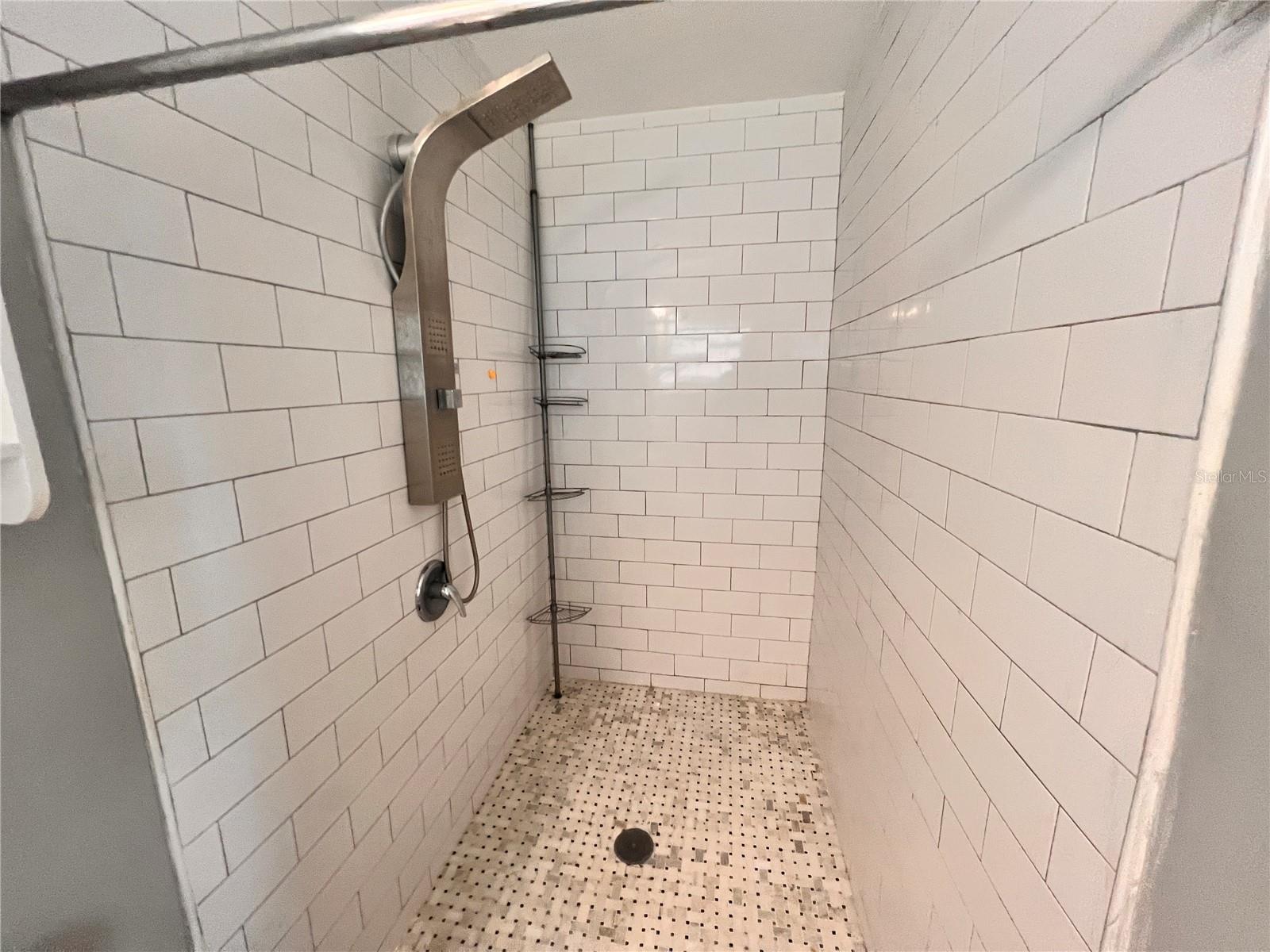 Image 4 of 16 For 722 Baltimore Drive