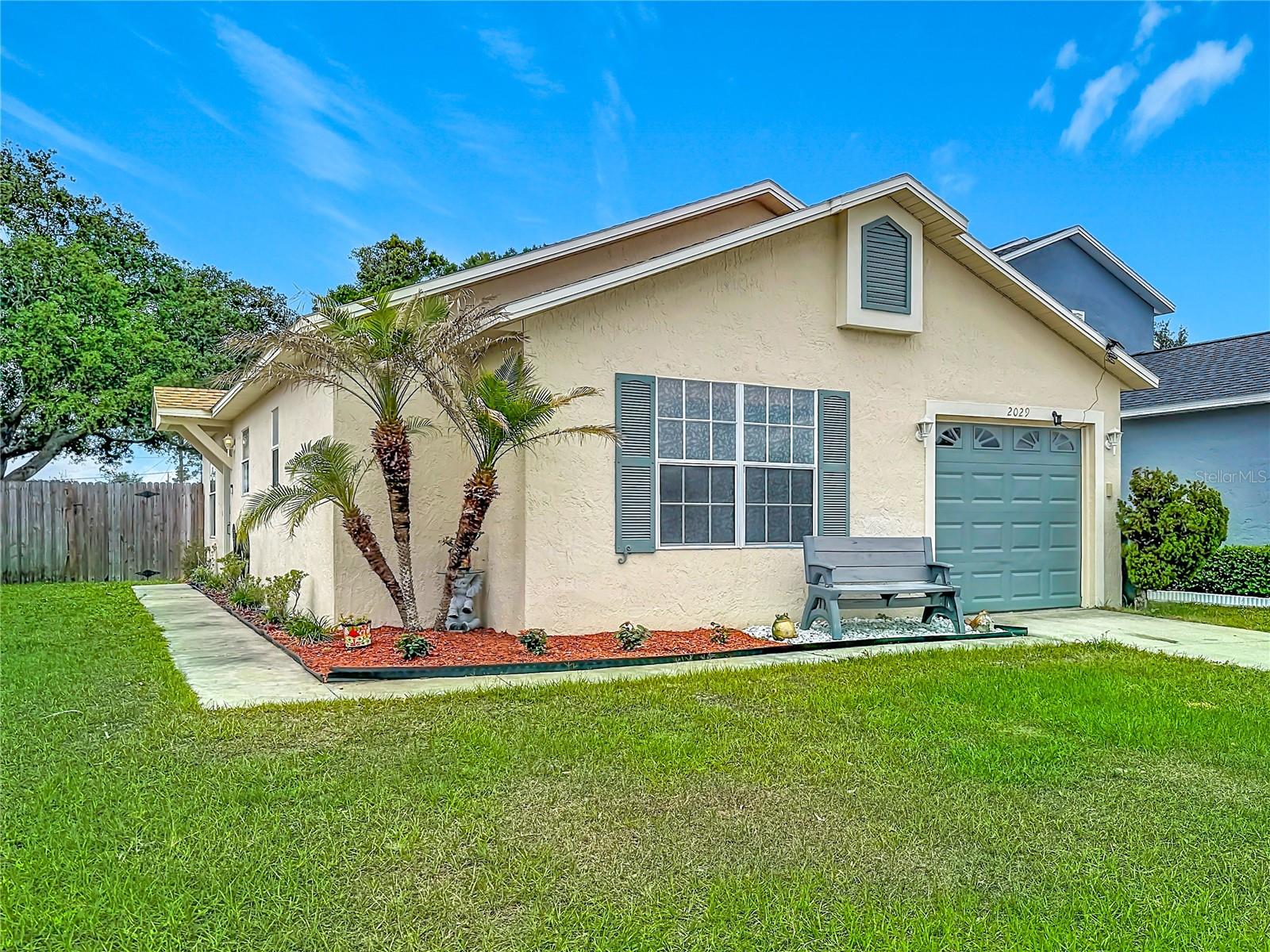 Image 37 of 41 For 2029 Tropic Bay Court