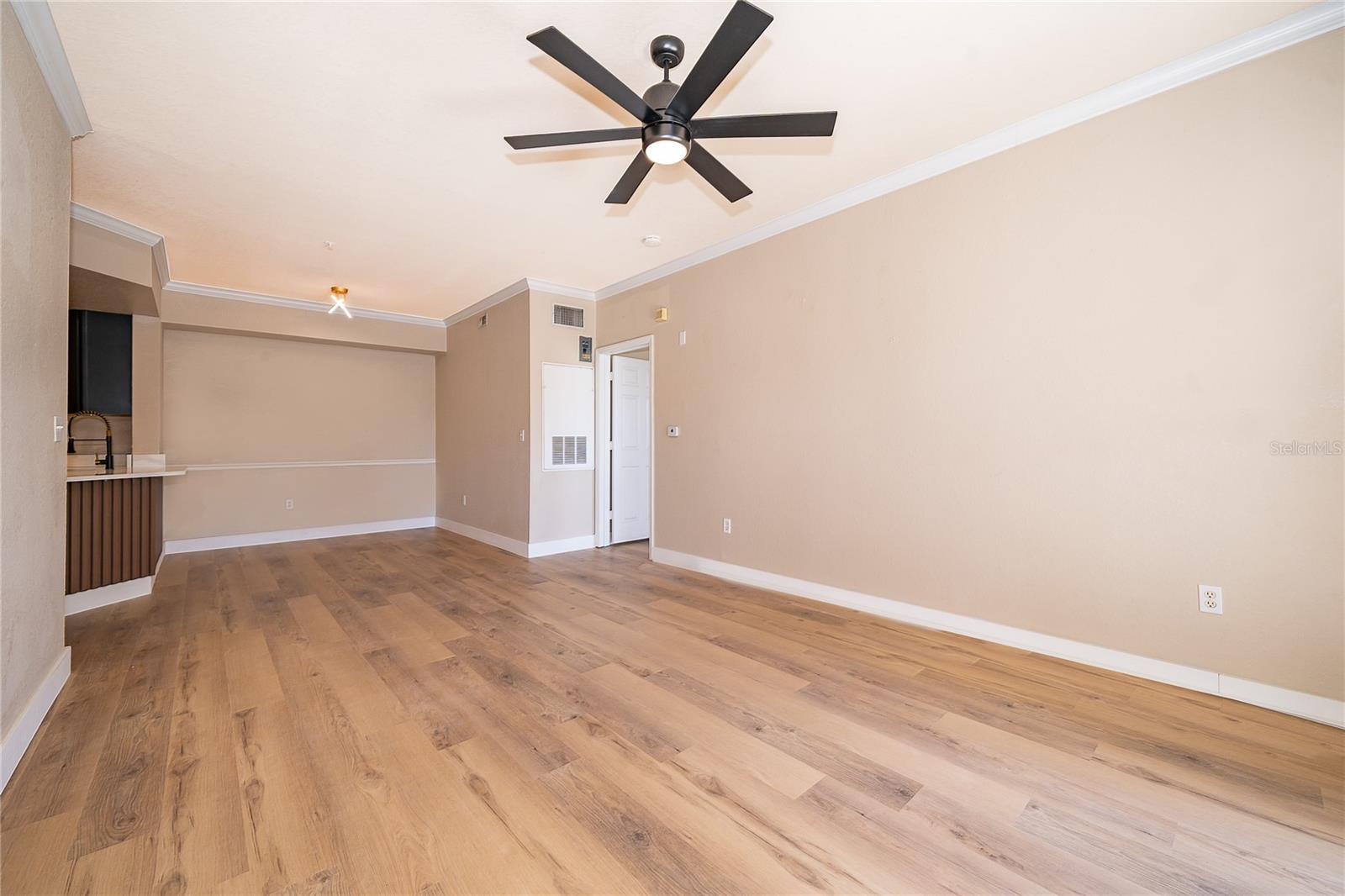 Image 10 of 30 For 5513 P G A Boulevard 4827