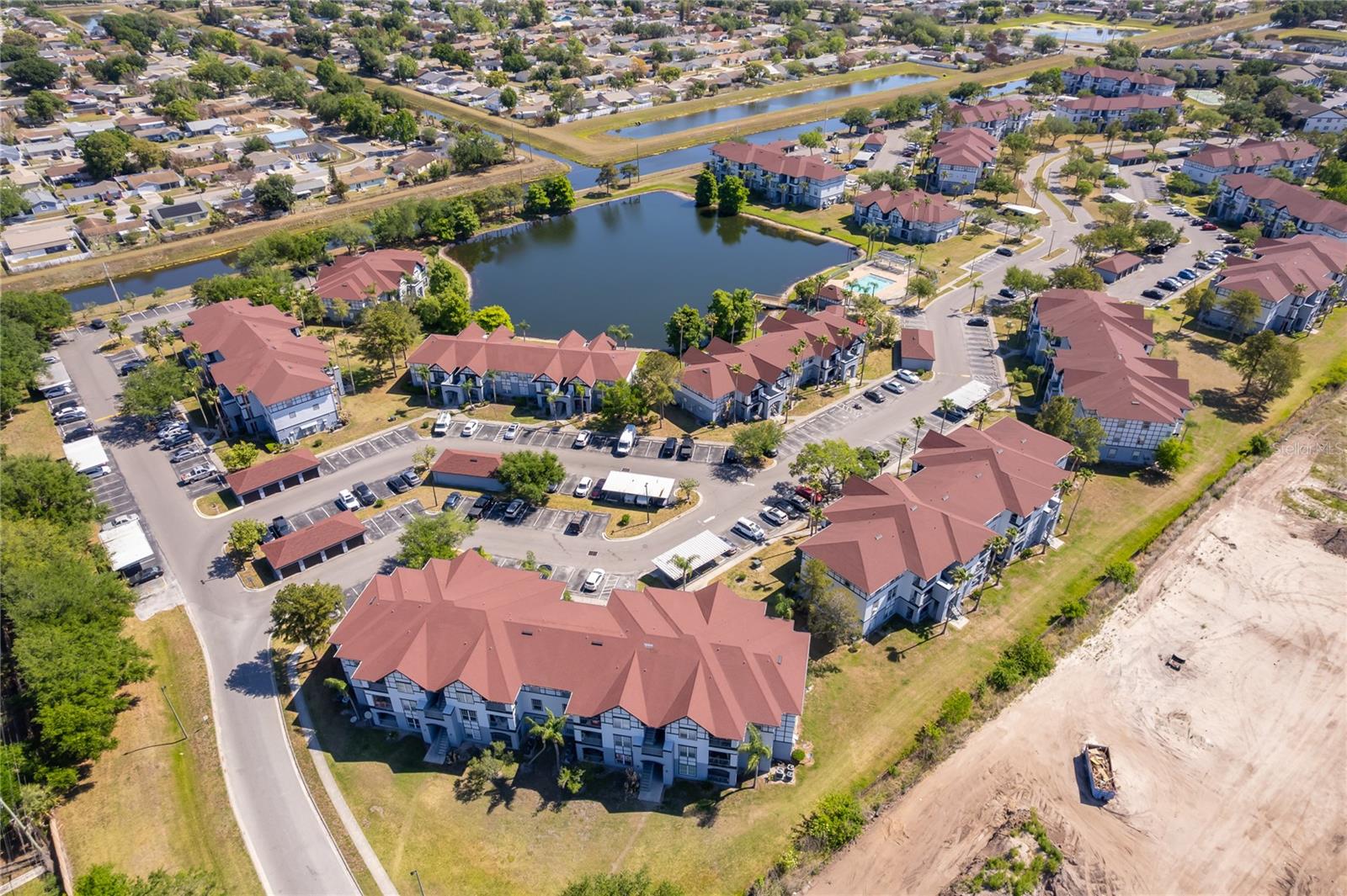 Image 27 of 30 For 5513 P G A Boulevard 4827