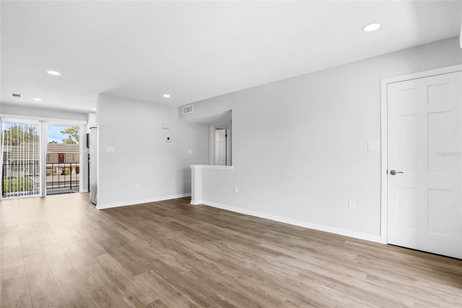 Image 5 of 15 For 1941 Lanier Court