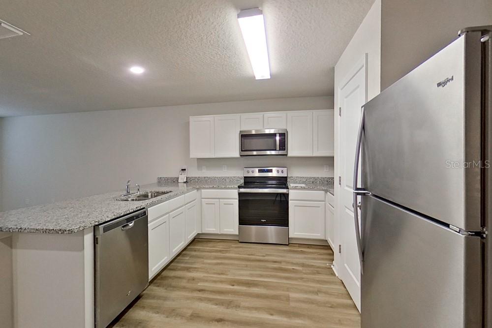 Image 3 of 17 For 10872 Frantz Avenue