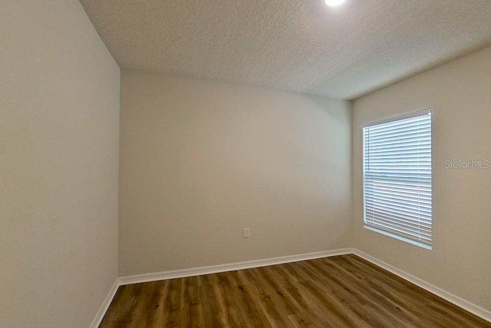 Image 4 of 17 For 10872 Frantz Avenue