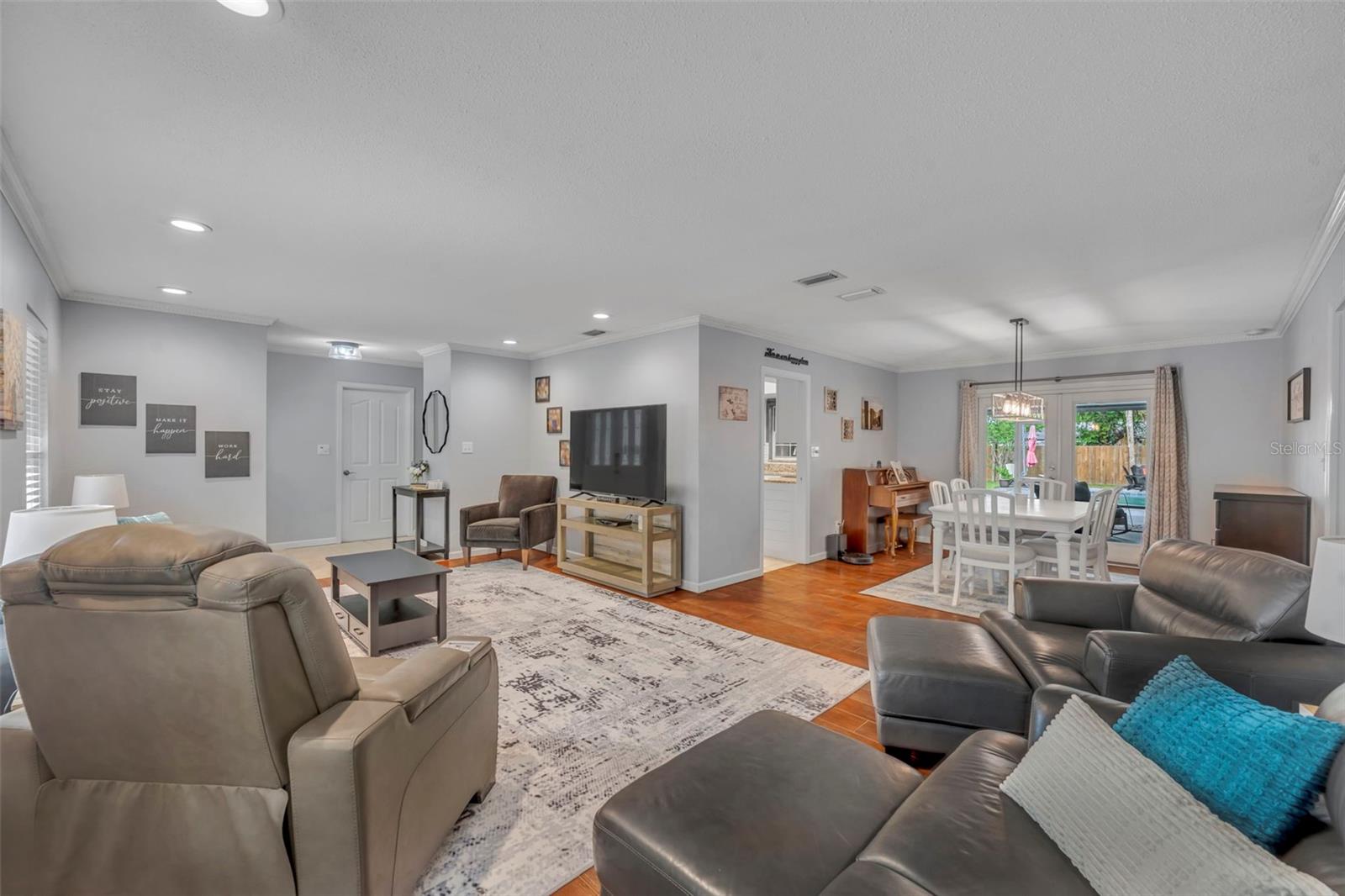 Image 7 of 42 For 739 Roughbeard Road