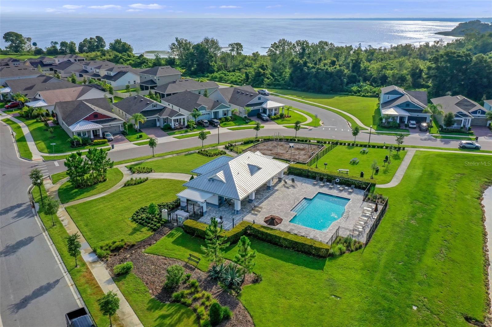 Image 55 of 79 For 918 Hull Island Drive
