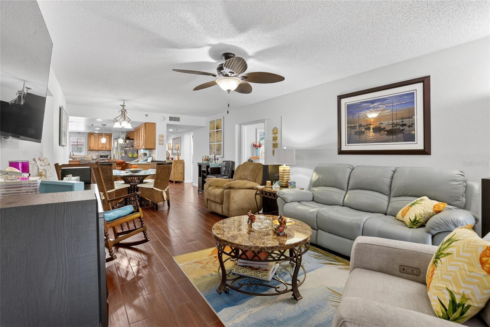 Image 13 of 50 For 1166 Carmel Circle 100