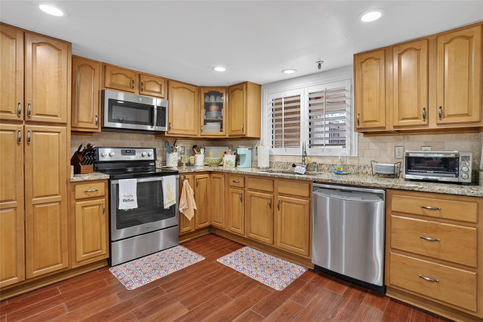 Image 30 of 50 For 1166 Carmel Circle 100