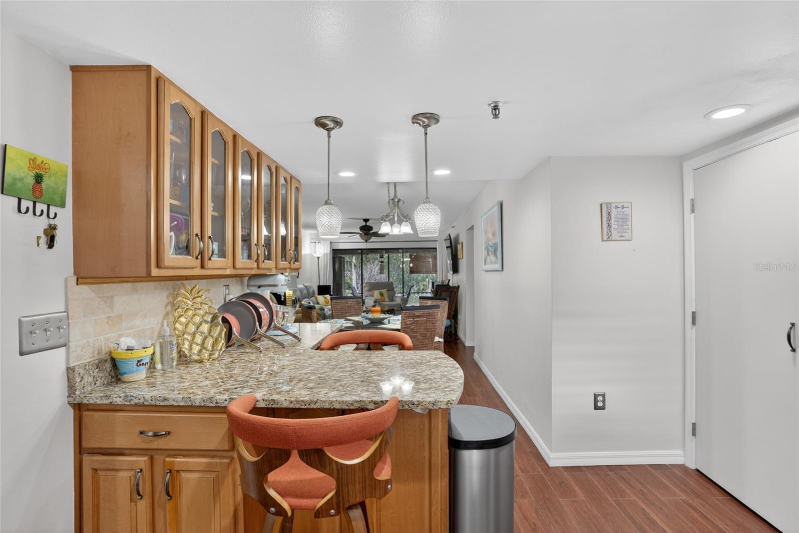 Image 31 of 50 For 1166 Carmel Circle 100