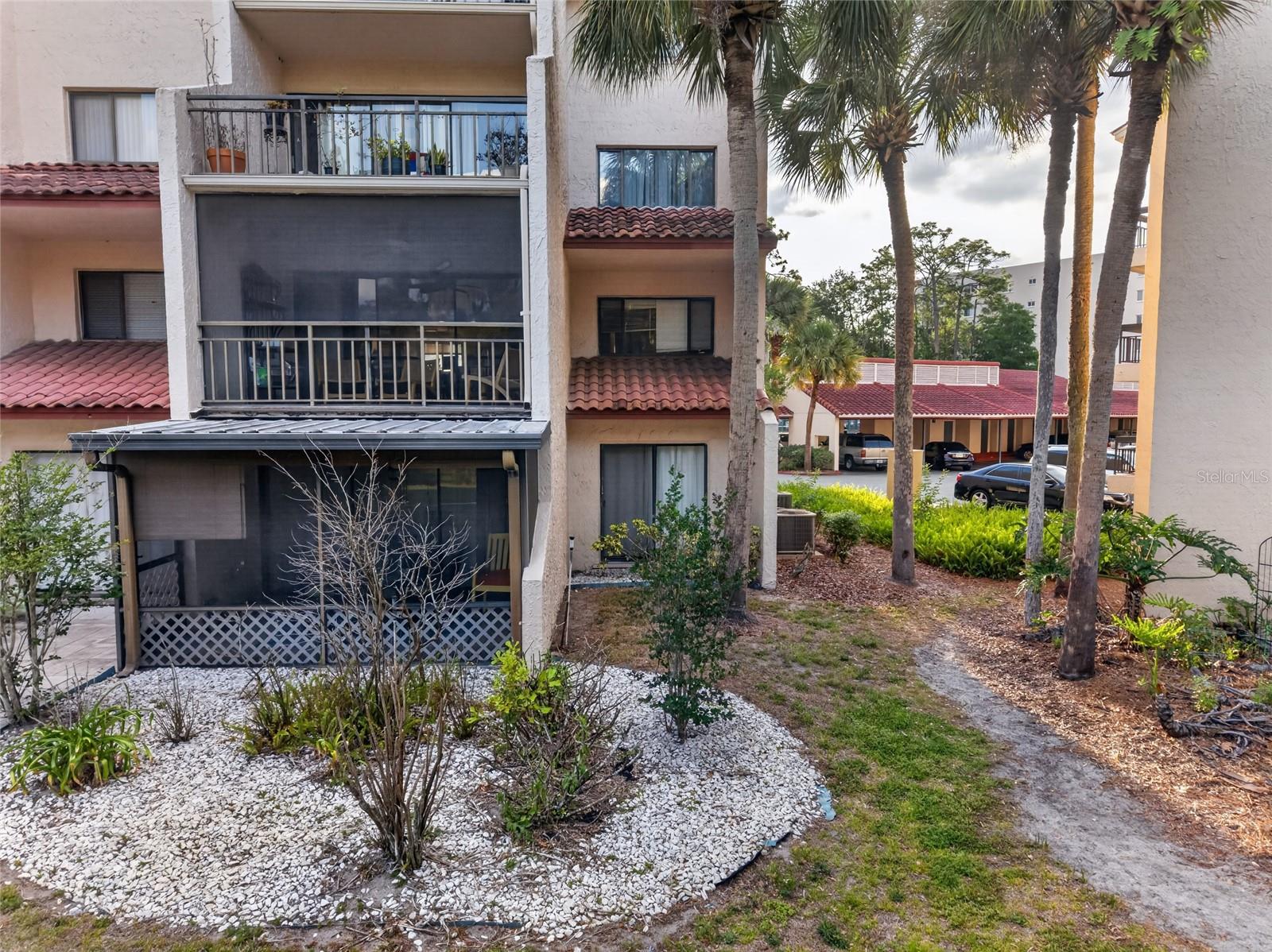 Image 34 of 50 For 1166 Carmel Circle 100