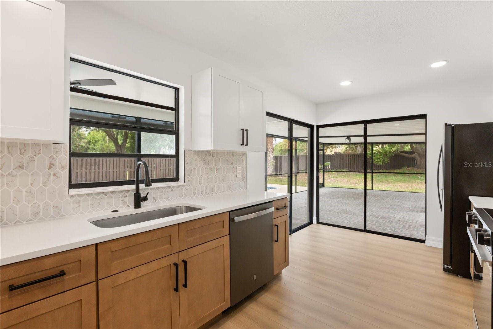Image 7 of 31 For 2796 Shadybranch Drive